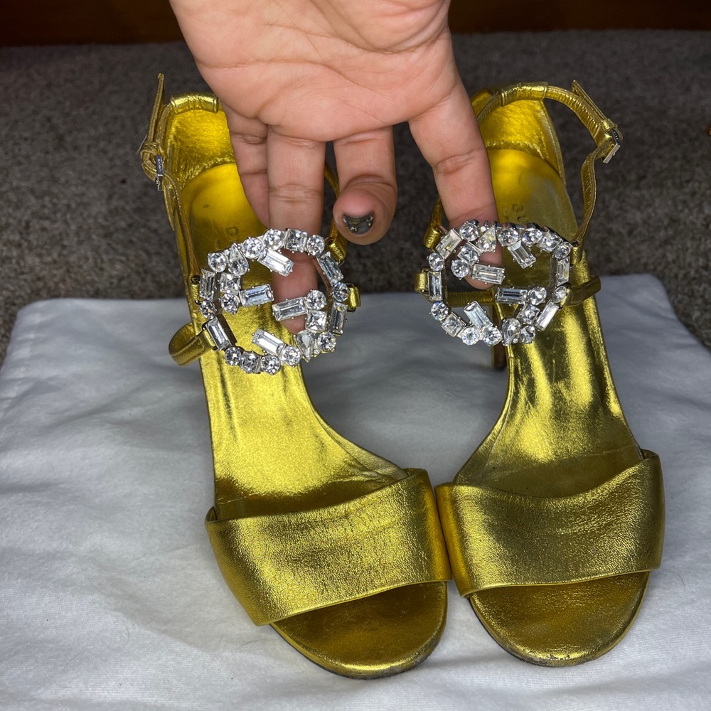 *AUTHENTIC* Gold Gucci Heels w/ Crsystal Gucci Logo